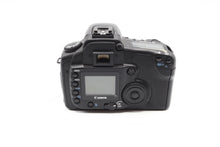 Load image into Gallery viewer, Canon 20D Body with charger and 2 batteries